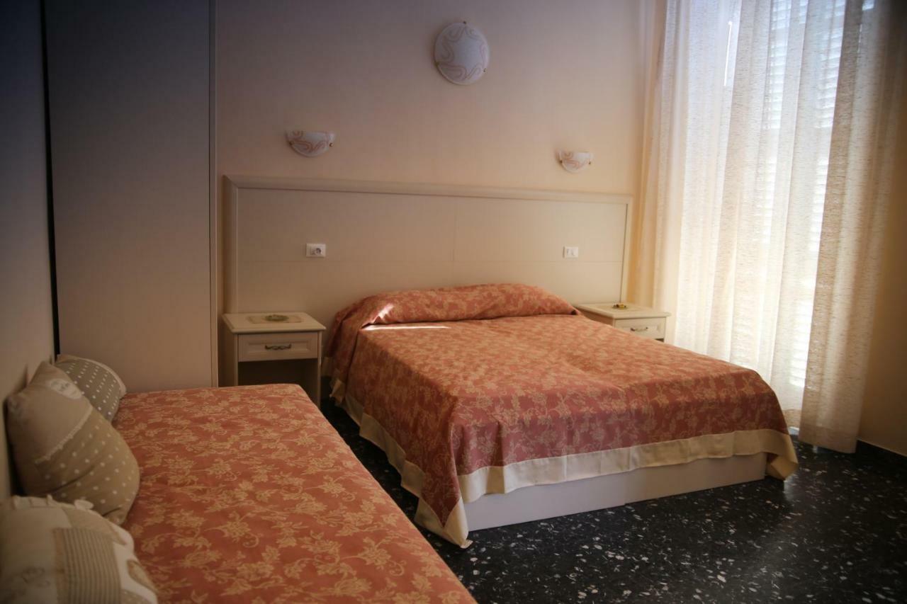 Guest house Vivi 5 Terre 2*